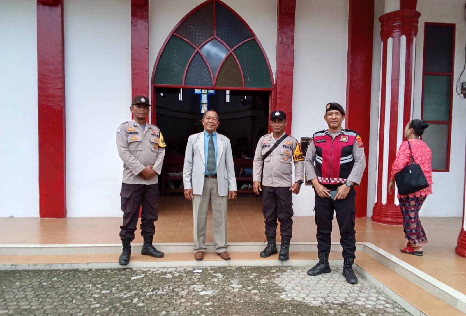 Program Minggu Kasih dan Amankan Ibadah Gereja, Polsek Pangkalan Susu Polres Langkat Beri Rasa Aman Program Minggu Kasih