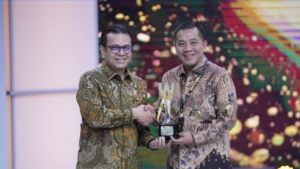 Pemkab Karawang Raih Penghargaan