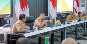Briefing Staf Pemkab Karawang