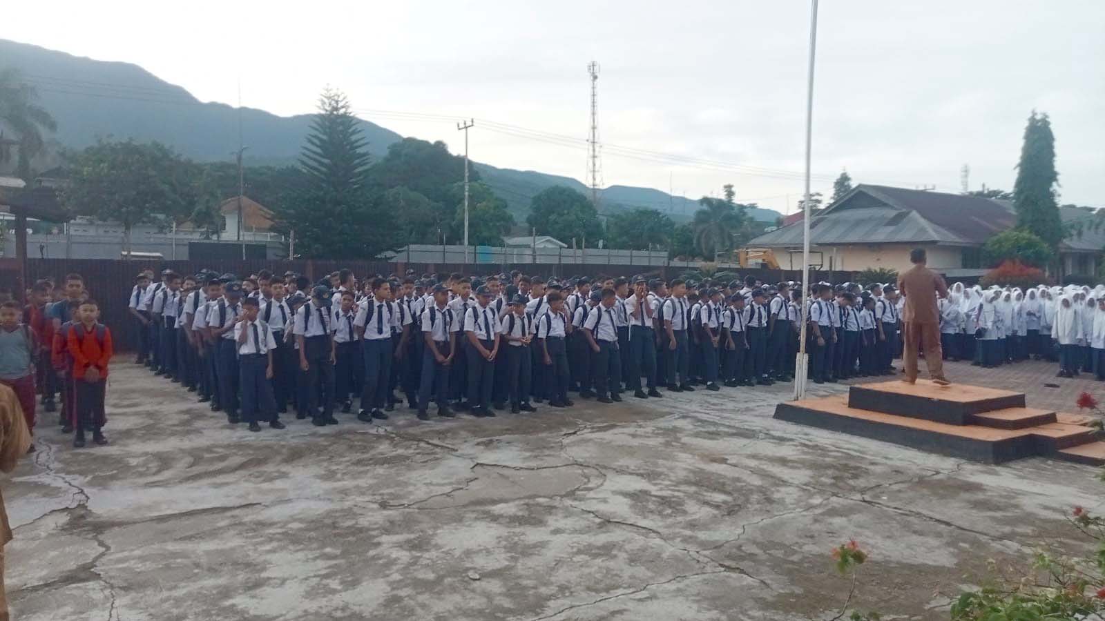 319 Siswa Baru Ikuti MPLS SMPN 1 Lubuk Sikaping Tahun Ajaran 2026-2027