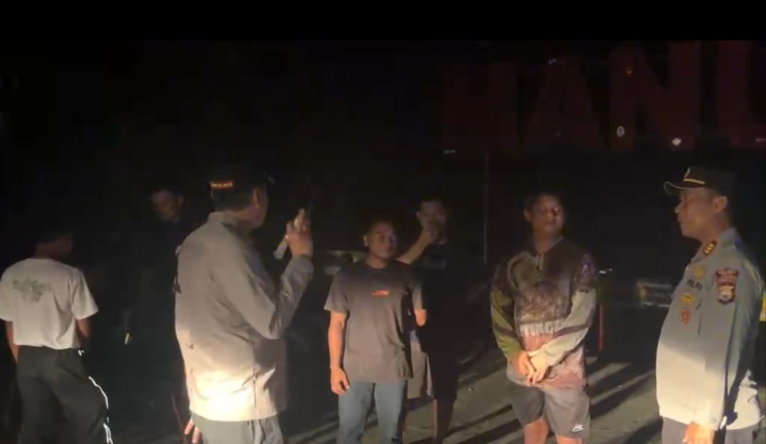 Kapolres Kaur Turun Langsung Pimpin KRYD, Edukasi Remaja Nongkrong Demi Wujudkan Kamtibmas Kondusif Kapolres Kaur Turun Langsung Pimpin KRYD