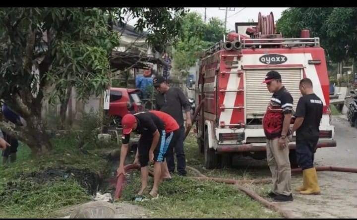 JUMPA BERLIAN Resmi Diluncurkan, Bupati Labusel Ajak Warga Perkuat Gotong Royong JUMPA BERLIAN Resmi Diluncurkan, Bupati Labusel Ajak Warga Perkuat Gotong Royong