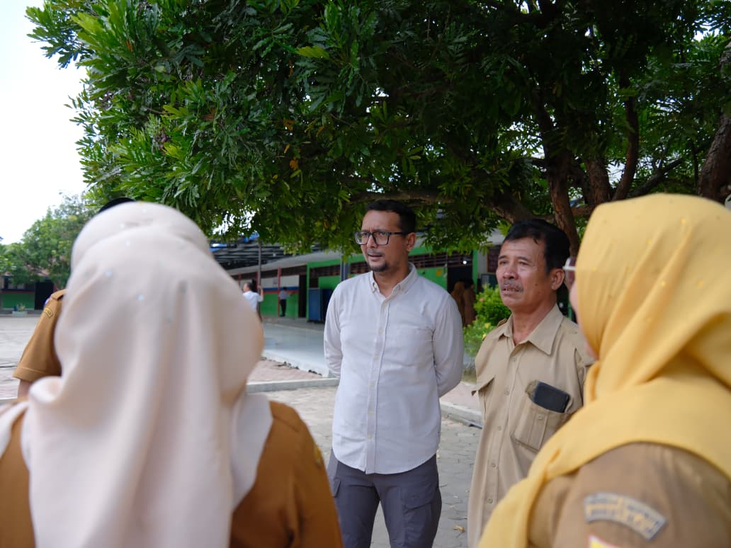 Bupati Labusel Tindak Lanjuti Aduan Masyarakat, Sambangi SMP Negeri 1 Kotapinang