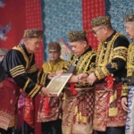 Al Haris Gelar Adat