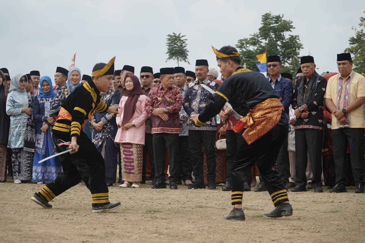 Kenduri Sko Tanjung Pauh Mudik, Gubernur Al Haris Dorong Pelestarian Adat dan Perbaikan Infrastruktur Kenduri Sko Tanjung Pauh Mudik