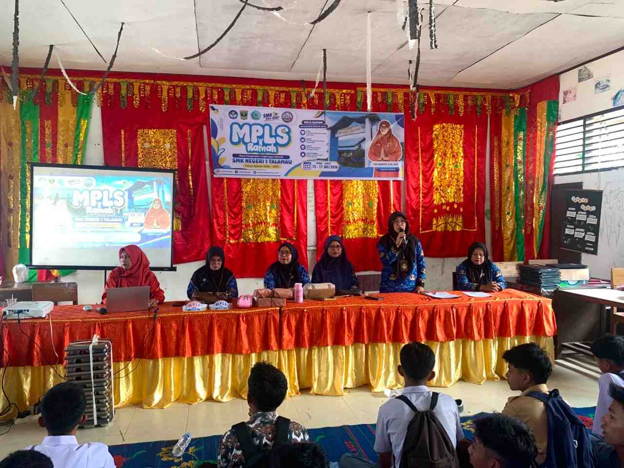 MPLS SMKN 1 Talamau Resmi Ditutup, 125 Siswa Baru Siap Menempuh Tahun Ajaran 2026/2027 MPLS SMKN 1 Talamau Resmi Ditutup, 125 Siswa Baru Siap Menempuh Tahun Ajaran 2026/2027