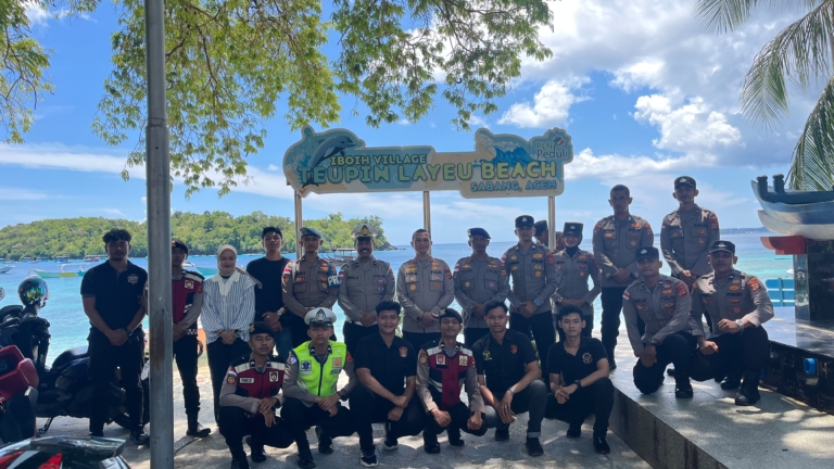 Kapolres Sabang Pimpin Patroli Wisata, Pastikan Keamanan Pengunjung Tetap Terjaga | News Publik.perss