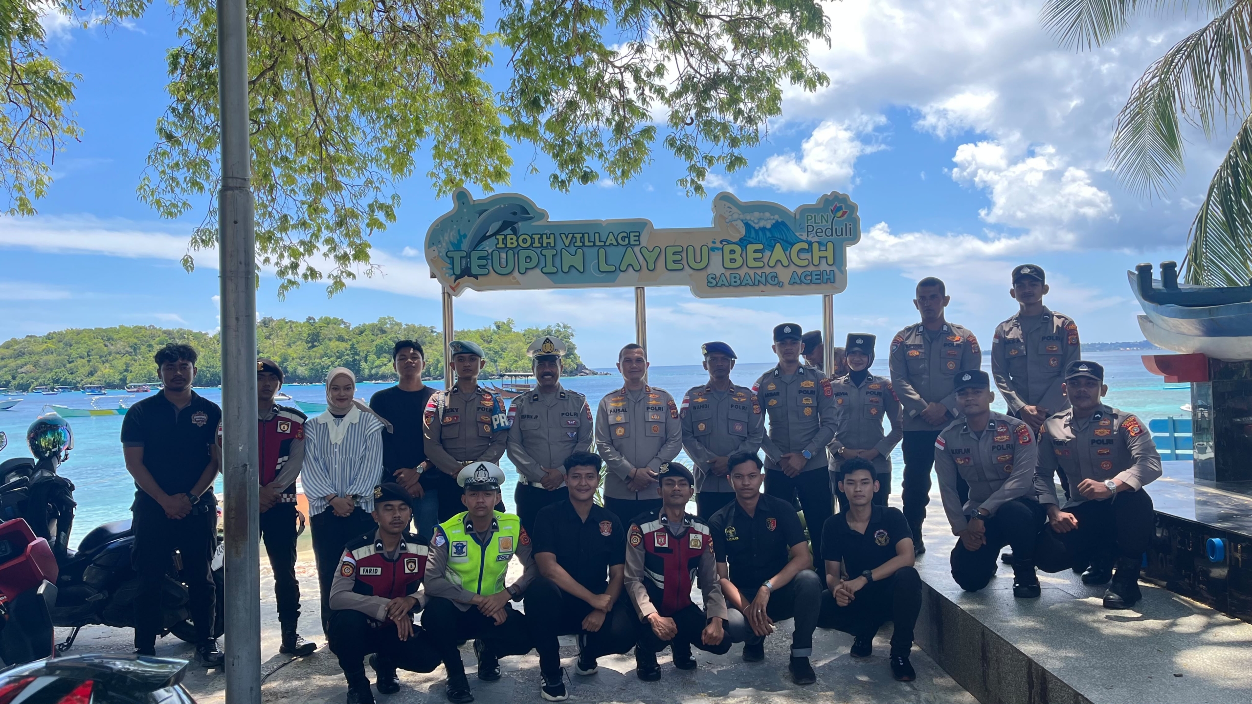 Kapolres Sabang Pimpin Patroli Wisata, Pastikan Keamanan Pengunjung Tetap Terjaga | News Publik.perss Kapolres Sabang Pimpin Patroli Wisata, Pastikan Keamanan Pengunjung Tetap Terjaga | News Publik.perss