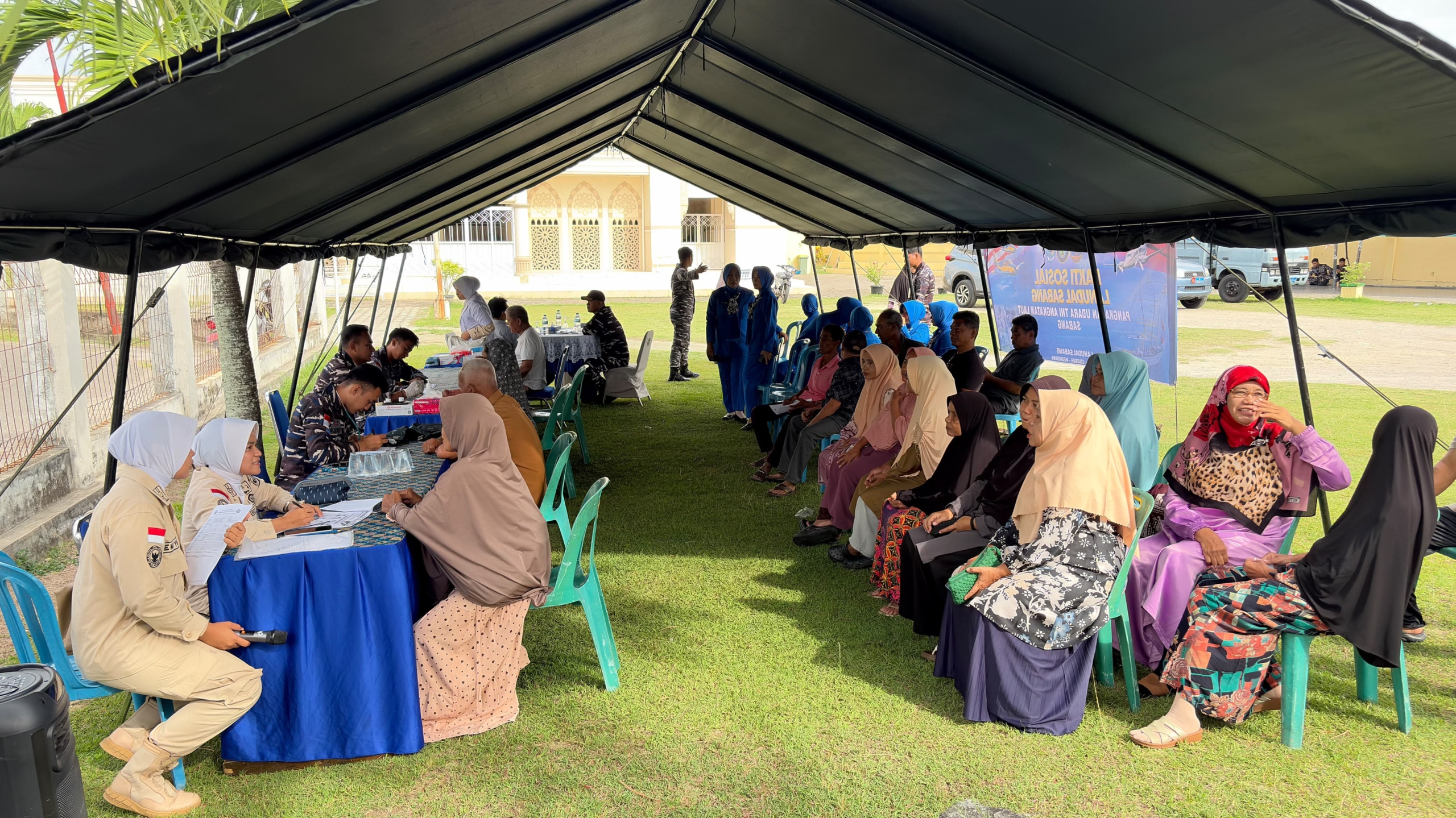 Lanudal Sabang Gelar Bakti Sosial Pemeriksaan Kesehatan Gratis, Wujud Nyata Pengabdian kepada Masyarakat di HUT Ke-81 RI | News Publik.perss Lanudal Sabang Gelar Bakti Sosial Pemeriksaan Kesehatan Gratis, Wujud Nyata Pengabdian kepada Masyarakat di HUT Ke-81 RI | News Publik.perss