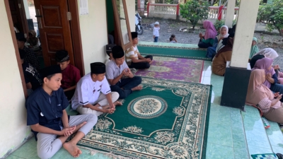 Jumat Berkah Polsek Bahorok, Polisi Berbagi dan Santuni Anak Yatim Jumat Berkah Polsek Bahorok, Polisi Berbagi dan Santuni Anak Yatim