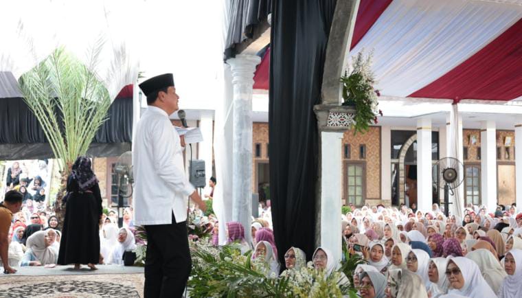 Bupati Tangerang Moch Maesyal Rasyid