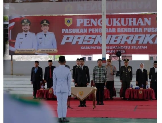 Bupati Labusel Kukuhkan 70 Paskibraka, Putra-Putri Terbaik Siap Kibarkan Merah Putih di HUT RI ke-81