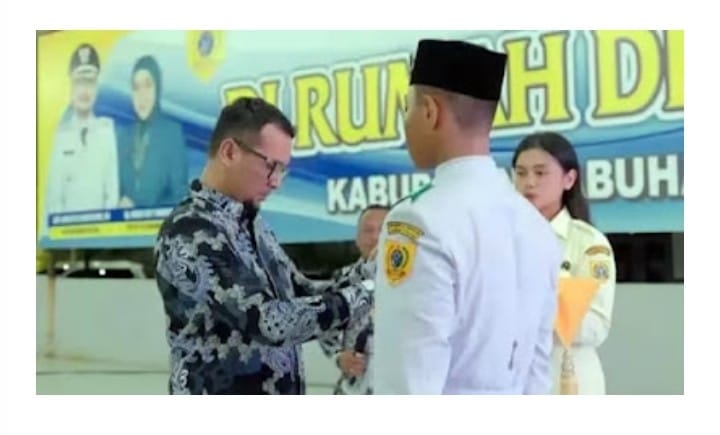 Bupati Labusel Tutup Resepsi HUT ke-81 RI, Dorong Paskibraka Jadi Generasi Tangguh Bupati Labusel Tutup Resepsi HUT ke-81 RI, Dorong Paskibraka Jadi Generasi Tangguh