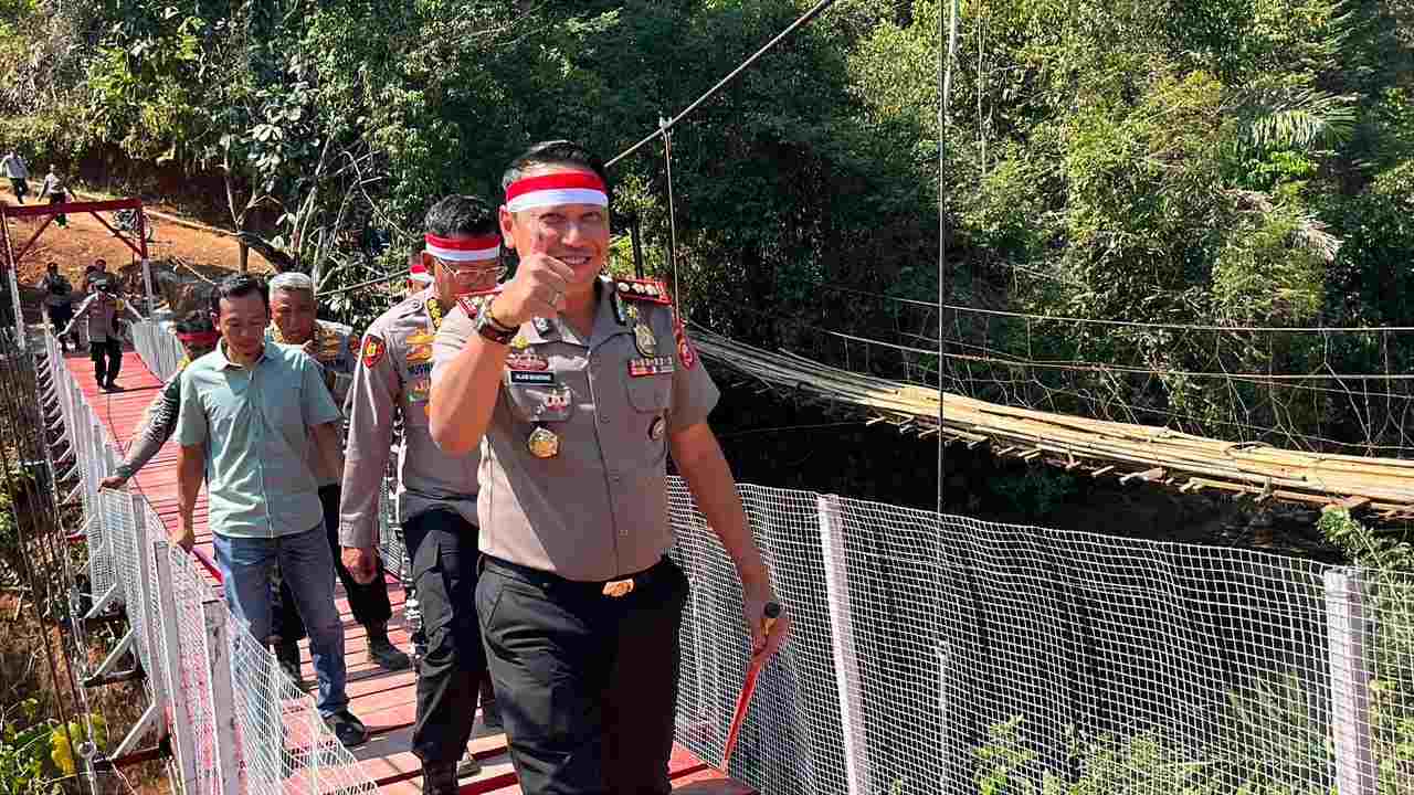 Jembatan Merah Putih di Kaur Rampung, Akses Hasil Kebun dan Sekolah Kini Lebih Aman