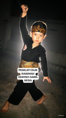 H. Numeiri, S.IP Serahkan Hadiah Turnamen Domino, Remi dan Karaoke, Ditutup Tari Rentak Kudo