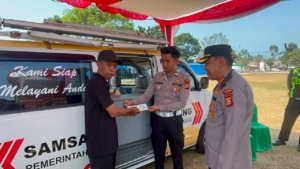 Hari Libur Tak Jadi Alasan, Kapolres Kaur Tetap Turun Cek Samsat Keliling di Gebyar Merah Putih