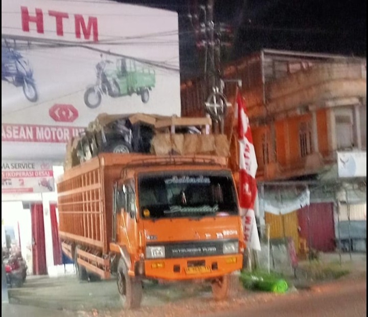 Jantung Kota Jambi Dimasuki Tronton Raksasa, Dishub Disebut Bawa Arahan Wali Kota