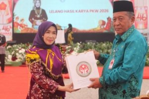 Batik Jambi Diminta Naik Kelas, Hesti Haris Tekankan Inovasi