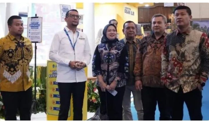 Bupati Fery Bawa Potensi Labusel ke Bursa Investasi Apkasi Expo 2026 Bupati Fery Bawa Potensi Labusel ke Bursa Investasi Apkasi Expo 2026