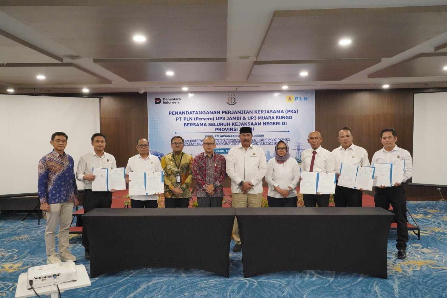 Listrik Rawan Disalahgunakan, Kejati Jambi dan PLN Rapatkan Barisan Listrik Rawan Disalahgunakan, Kejati Jambi dan PLN Rapatkan Barisan