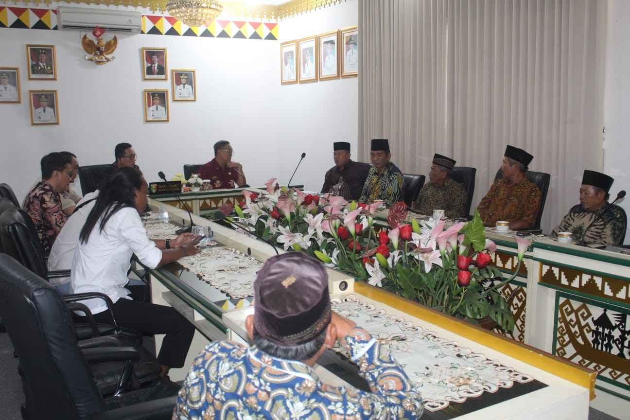 Jangan Tunggu Bentrok! Eks HGU PT TI Diminta Segera Ditertibkan Pemkab Tanggamus Jangan Tunggu Bentrok! Eks HGU PT TI Diminta Segera Ditertibkan Pemkab Tanggamus