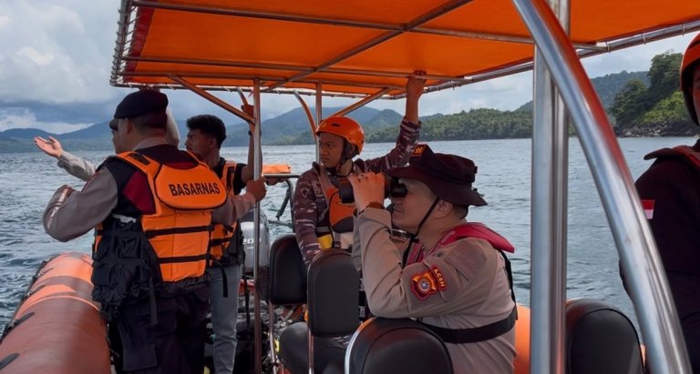 Kapolres Sabang Turun Langsung Pimpin Pencarian WN Malaysia yang Hilang Saat Menyelam | News Publik.perss