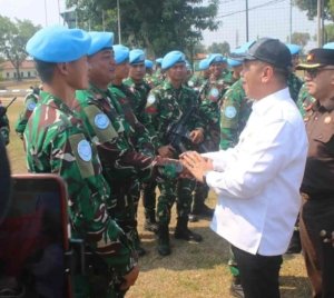 Misi Perdamaian Dunia Dimulai, Bupati Aep Lepas 287 Prajurit Yonif 305 Tengkorak ke Afrika Tengah