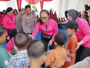 Kids Corner Bhayangkari Peduli Bikin Anak-anak Aceh Tamiang Ceria, Ada Badut hingga 200 Paket Camilan