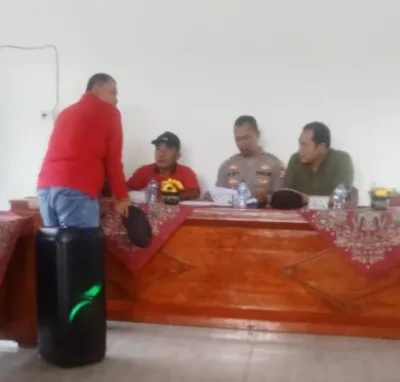 Ratusan warga Desa Urai Yang Terdampak Pembangunan Kota Terpadu Mandiri (KTM) unjuk rasa Ratusan warga Desa Urai Yang Terdampak Pembangunan Kota Terpadu Mandiri (KTM) unjuk rasa