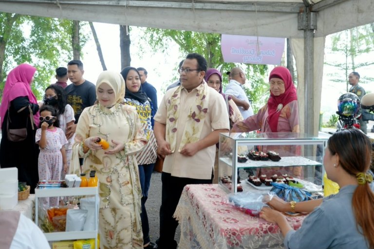 Wali Kota Sabang Ajak Masyarakat Bangga dan Gunakan Produk UMKM Lokal | News Publik.perss
