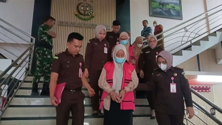 Enam Tersangka, Rp19,5 Miliar Kerugian Negara! Kejati Jambi Bongkar Dugaan Korupsi Setwan Merangin
